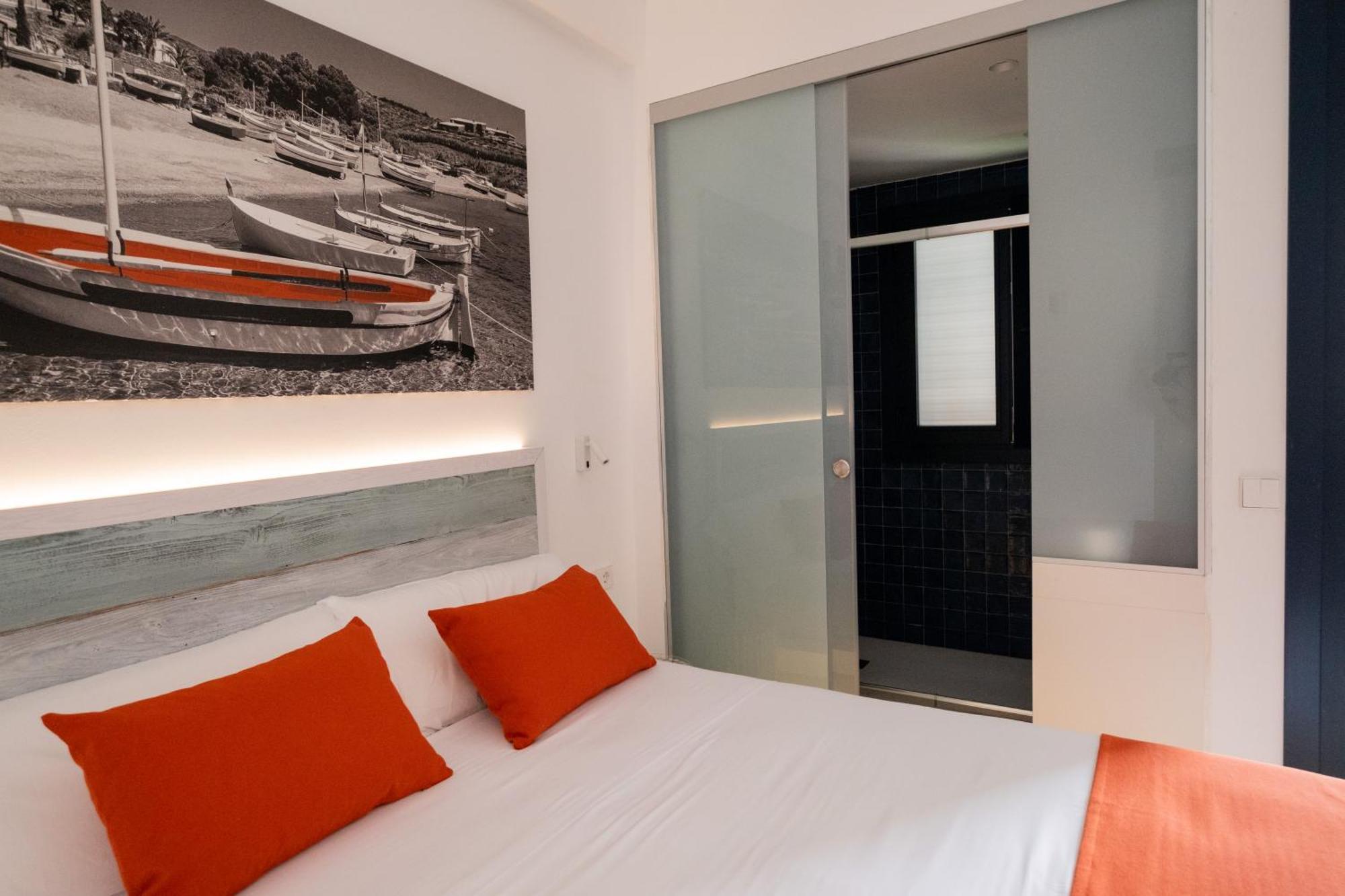 Hotel Boutique Es Blau 카다케스 외부 사진