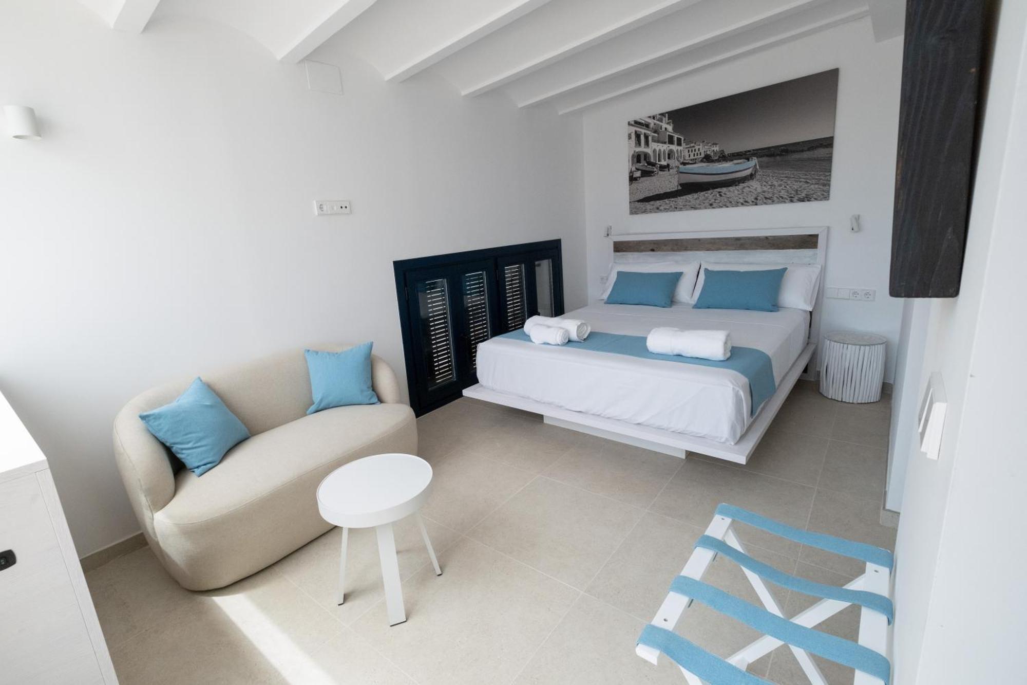 Hotel Boutique Es Blau 카다케스 외부 사진