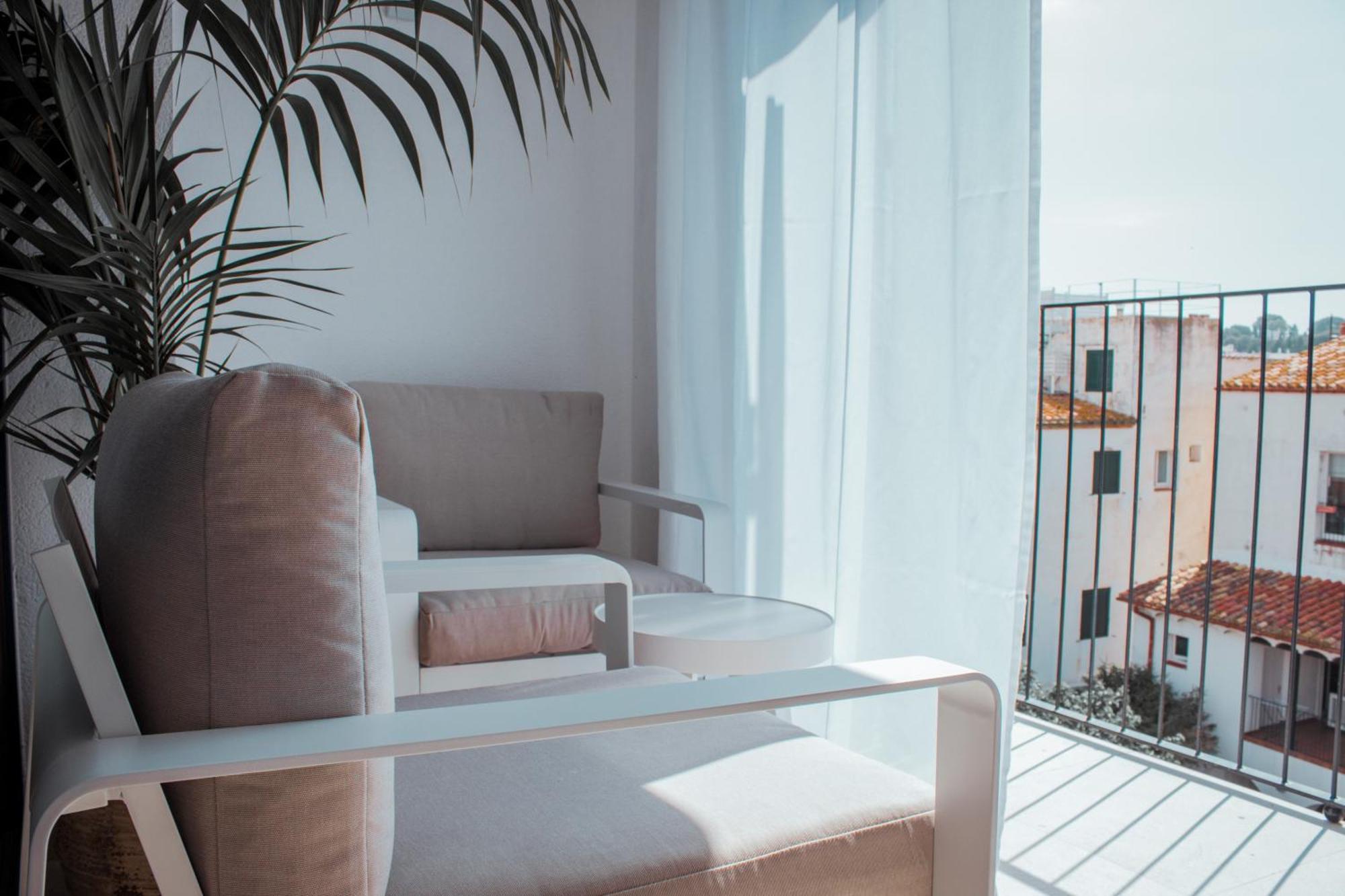 Hotel Boutique Es Blau 카다케스 외부 사진